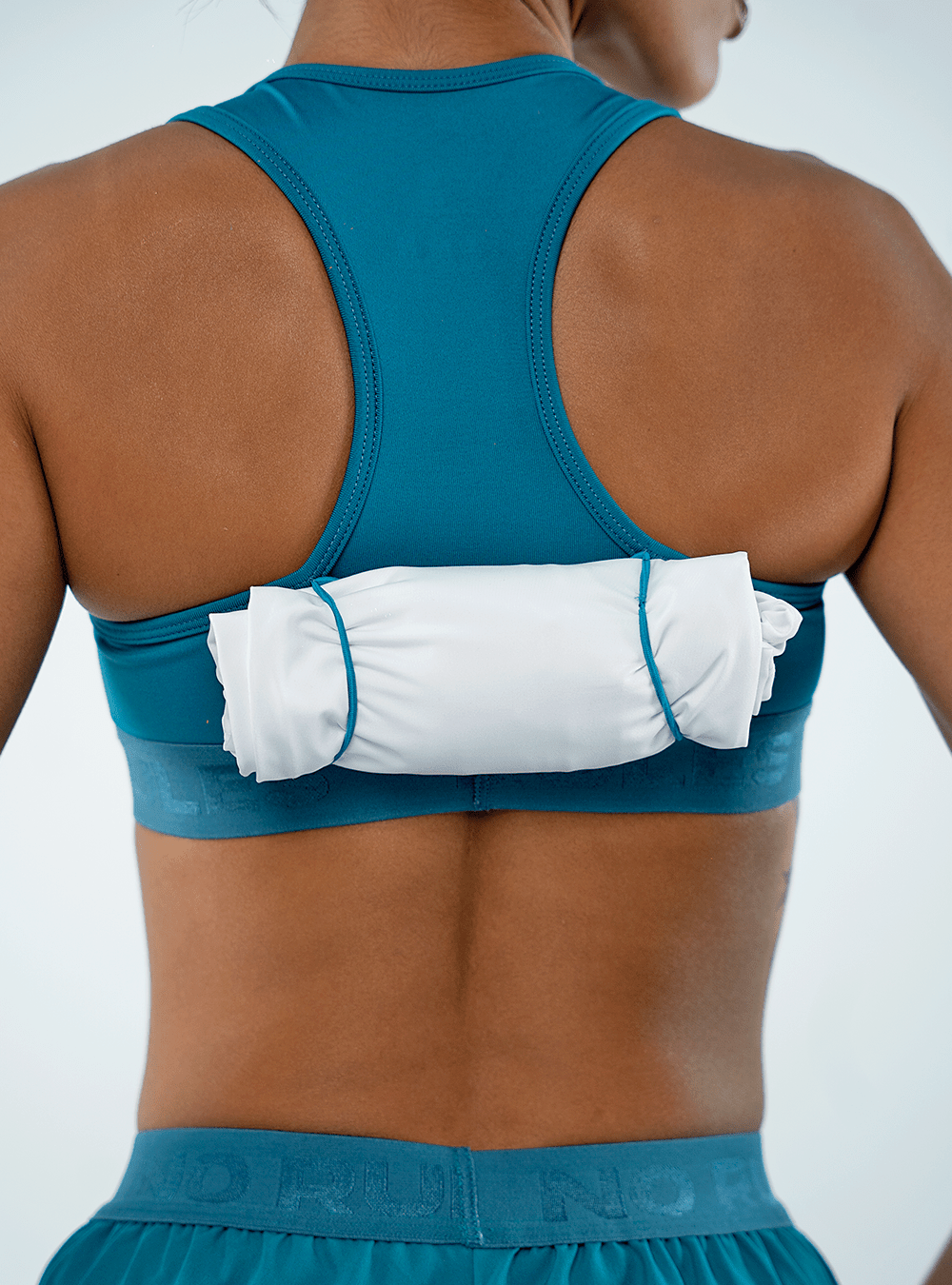 #Ropadeportivamujer #ShortRunning #BikerRunning #Topdeportivo #Accesoriosdeportivos #RopaGimnasio