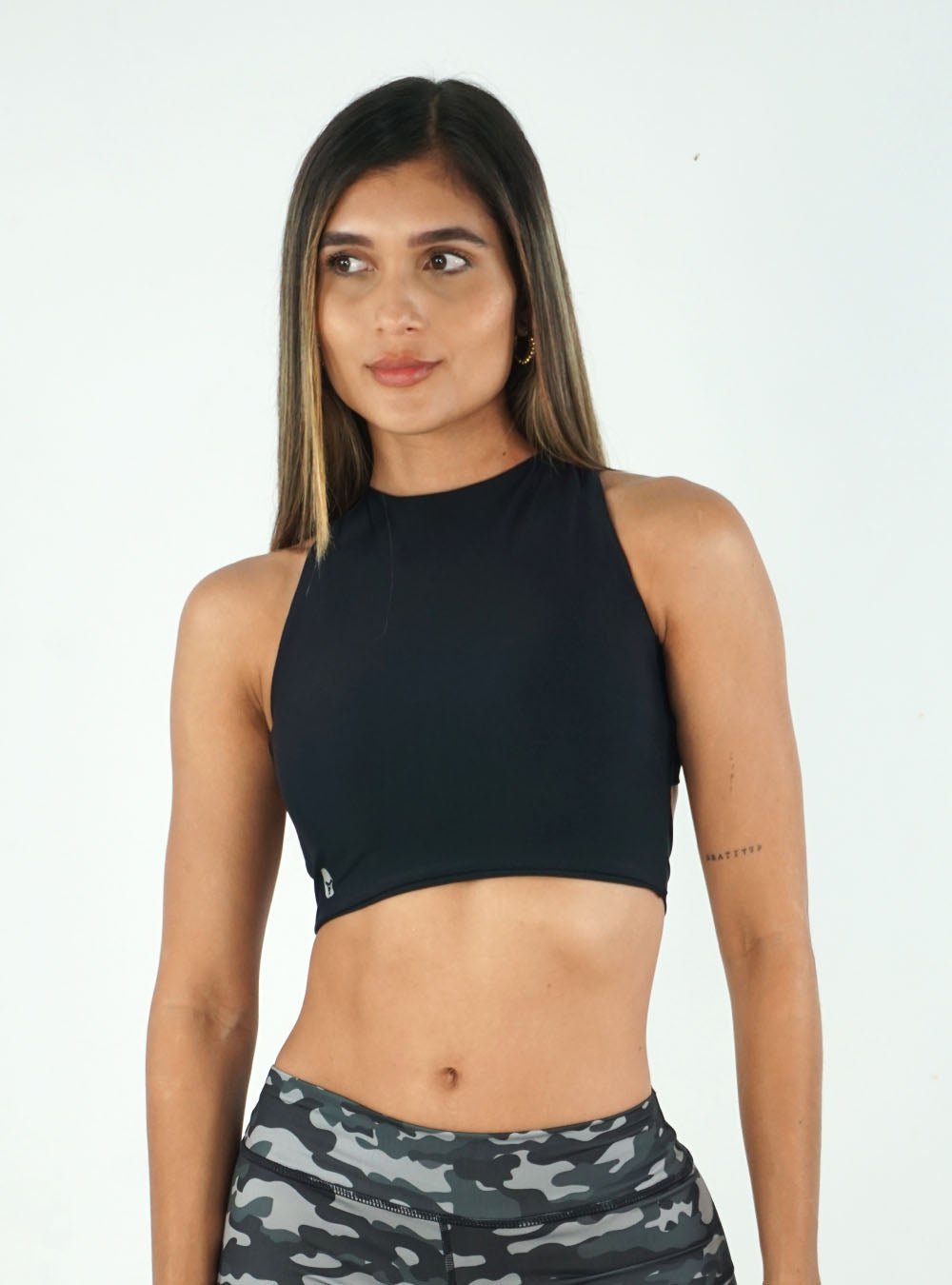 #Ropadeportivamujer #ShortRunning #BikerRunning #Topdeportivo #Accesoriosdeportivos #RopaGimnasio