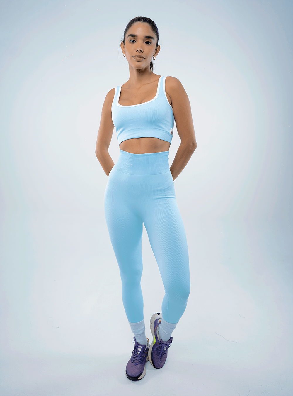 #Ropadeportivamujer #ShortRunning #BikerRunning #Topdeportivo #Accesoriosdeportivos #RopaGimnasio