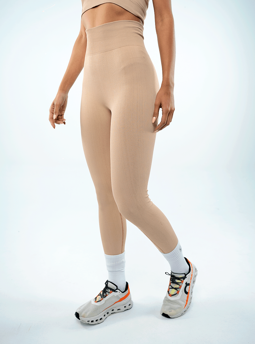 #Ropadeportivamujer #ShortRunning #BikerRunning #Topdeportivo #Accesoriosdeportivos #RopaGimnasio
