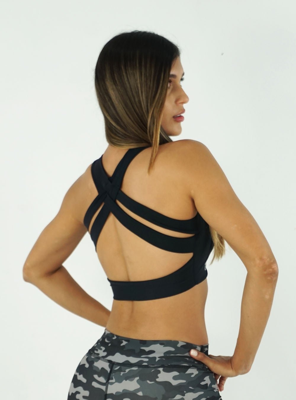 #Ropadeportivamujer #ShortRunning #BikerRunning #Topdeportivo #Accesoriosdeportivos #RopaGimnasio