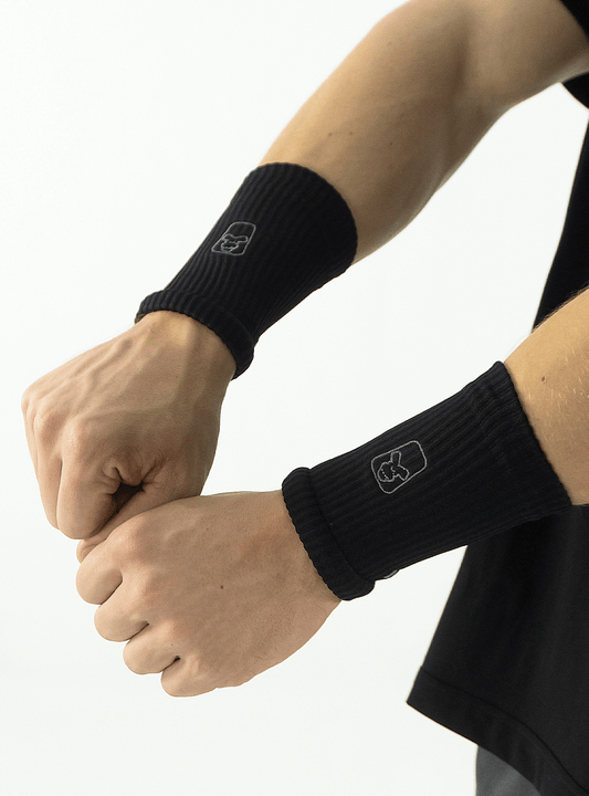 #Ropadeportivamujer #ShortRunning #BikerRunning #Topdeportivo #Accesoriosdeportivos #RopaGimnasio